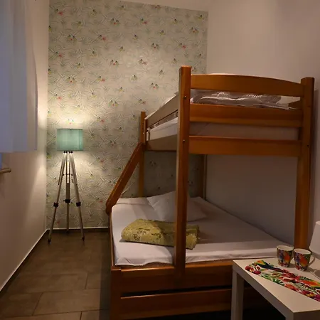Babilon I Studia Habitación en casa particular