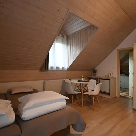 Homestay Babilon I Studia *