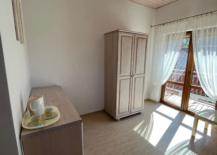 Rum i privatbostad Babilon I Studia Bobolin